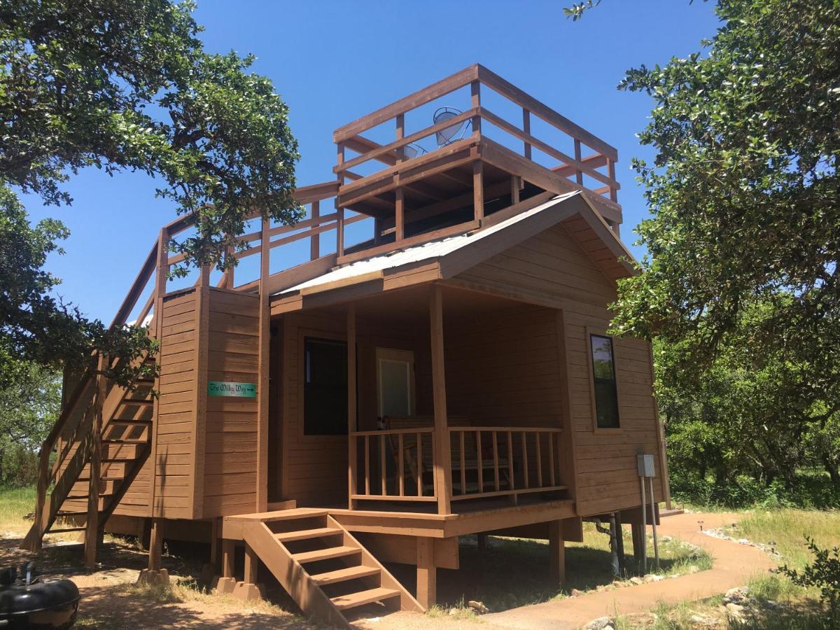 Walnut Canyon Cabins Fredericksburg Exteriör bild