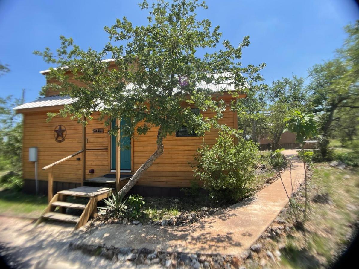 Walnut Canyon Cabins Fredericksburg Exteriör bild