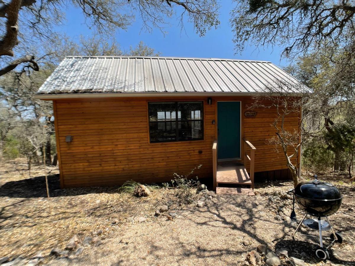 Walnut Canyon Cabins Fredericksburg Exteriör bild