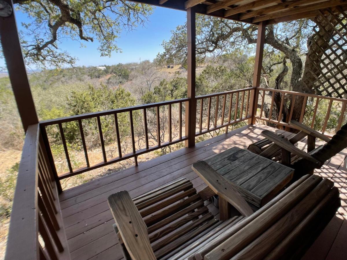 Walnut Canyon Cabins Fredericksburg Exteriör bild