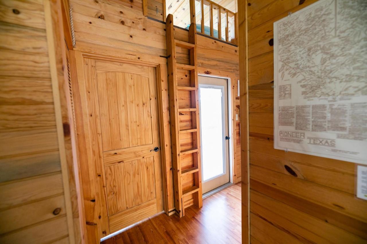 Walnut Canyon Cabins Fredericksburg Exteriör bild